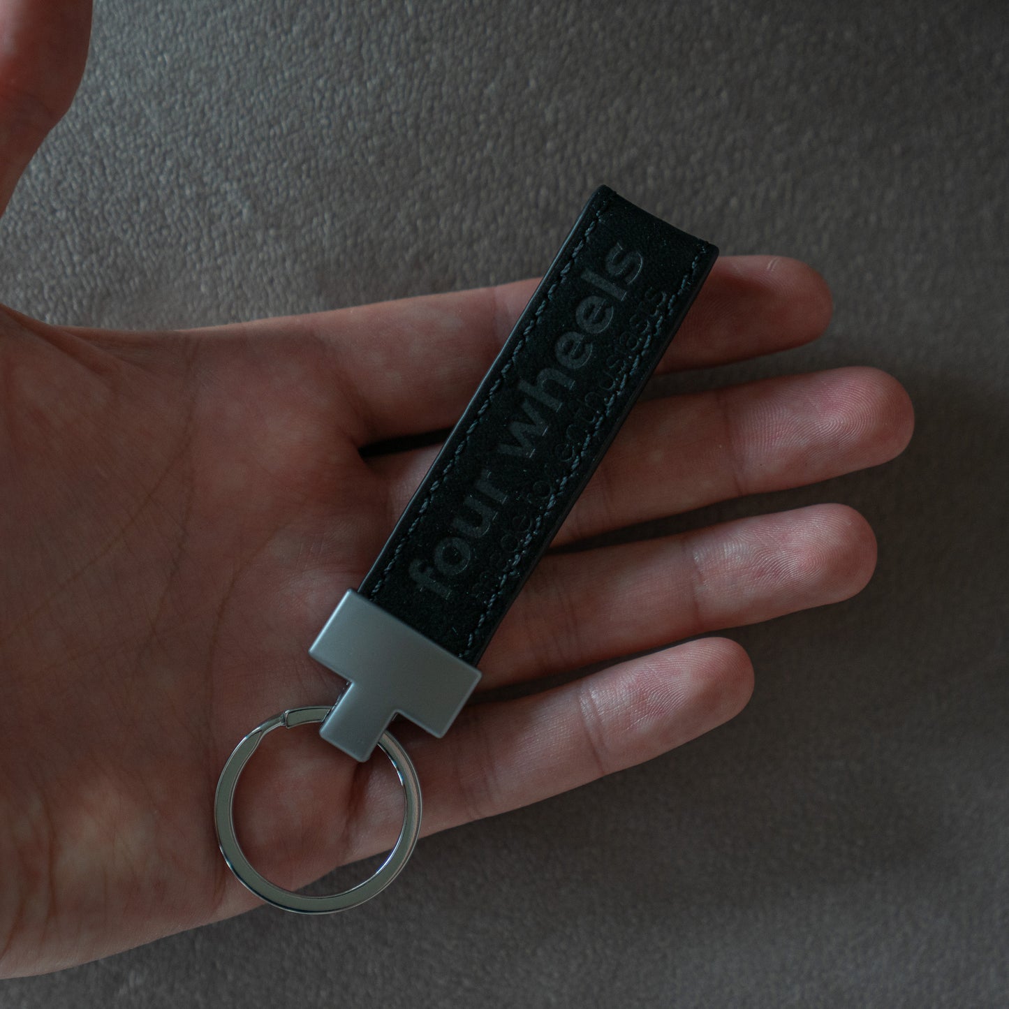 Schlüsselanhänger - four wheels